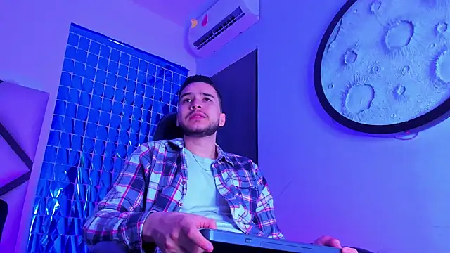 Snapshot of mike_257 chatting on March 2026 11:29:02 AM mike 257 online show from March 2026 11:29:02 AM