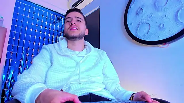 Snapshot of mike_257 chatting on March 2026 11:27:01 AM mike 257 online show from March 2026 11:27:01 AM