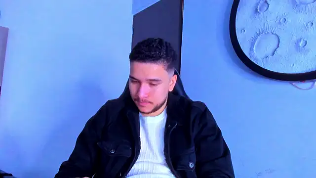 Snapshot of mike_257 chatting on March 2026 11:54:02 AM mike 257 online show from March 2026 11:54:02 AM