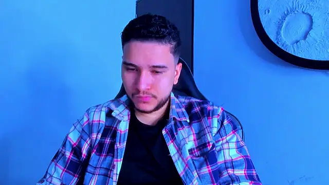 Snapshot of mike_257 chatting on March 2026 12:17:02 PM mike 257 online show from March 2026 12:17:02 PM