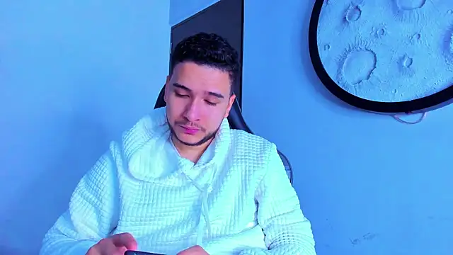 Snapshot of mike_257 chatting on April 2026 11:55:02 AM mike 257 online show from April 2026 11:55:02 AM