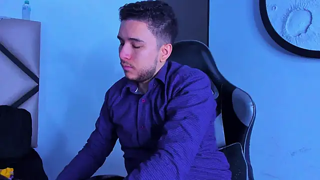 Snapshot of mike_257 chatting on April 2026 12:10:01 PM mike 257 online show from April 2026 12:10:01 PM