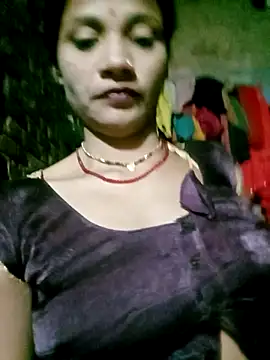 Snapshot of Hot_cauple_indian chatting on November 2025 01:21:02 PM Hot cauple indian online show from November 2025 01:21:02 PM