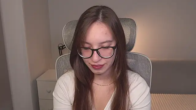 WhyEmmyCry online show from June 2026 05:33:02 AM