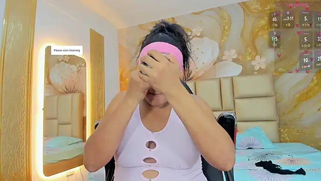 NahomiWalker  online show from March 2026 07:40:01 PM