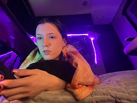 Thedeepwebcutie online show from July 2026 07:01:01 AM