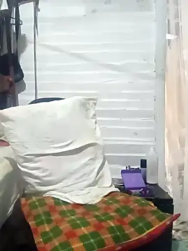 Snapshot of Estebanbigcock23 chatting on February 2026 10:19:01 PM Estebanbigcock23 online show from February 2026 10:19:01 PM