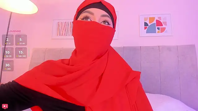 fatiima  online show from April 2026 07:09:02 PM
