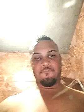 Jonathanbarreto online show from November 2025 01:05:02 AM