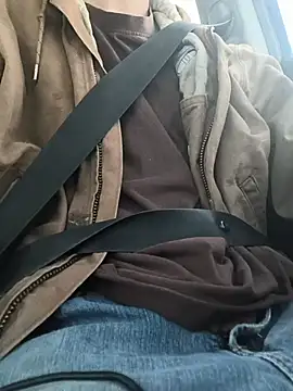 Snapshot of SirDirty34 chatting on December 2025 11:23:02 PM SirDirty34 online show from December 2025 11:23:02 PM