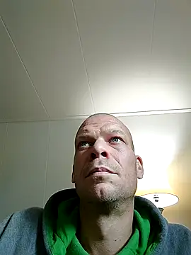 Snapshot of Kinky_Play1 chatting on October 2025 07:20:02 AM Kinky Play1 online show from October 2025 07:20:02 AM