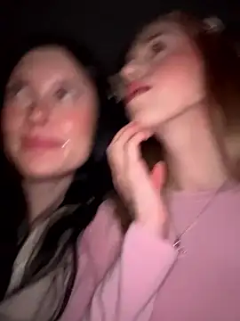 Snapshot of kira_mia chatting on January 2026 04:23:02 PM kira mia online show from January 2026 04:23:02 PM