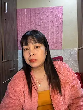 Butterfly kee online show from November 2025 02:28:01 PM