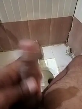 HeatableRevan online show from March 2026 05:18:02 PM