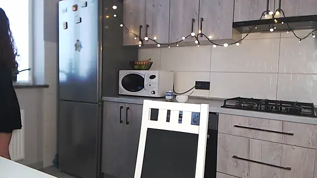 Snapshot of MilenaRossa chatting on November 2025 08:04:01 AM MilenaRossa online show from November 2025 08:04:01 AM