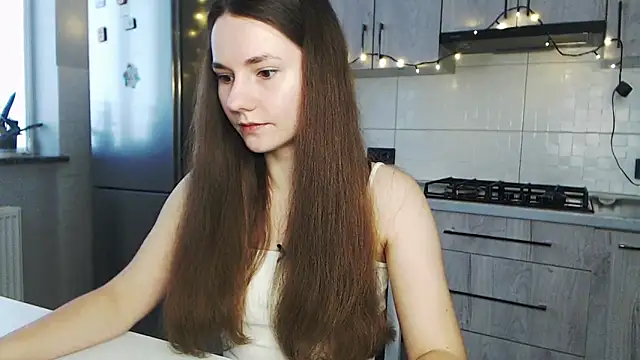 Snapshot of MilenaRossa chatting on November 2025 07:31:01 AM MilenaRossa online show from November 2025 07:31:01 AM