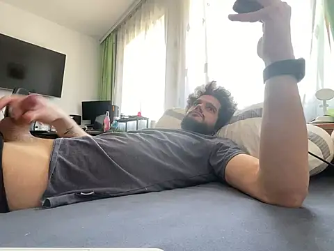 Snapshot of youngboyformommy24 chatting on March 2026 01:51:02 PM youngboyformommy24 online show from March 2026 01:51:02 PM