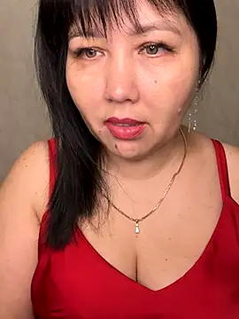 Love  Mom online show from October 2025 03:01:02 PM