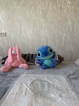 Love  Mom online show from November 2025 08:48:02 AM