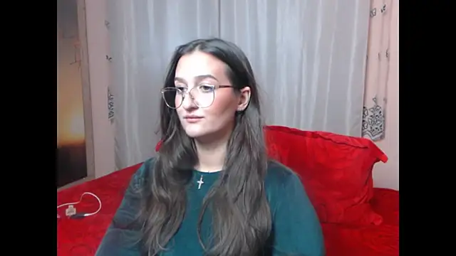 Snapshot of MartaMille chatting on November 2025 11:11:01 AM MartaMille online show from November 2025 11:11:01 AM