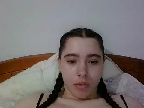 Snapshot of Anni_123456 chatting on November 2025 06:18:01 PM Anni 123456 online show from November 2025 06:18:01 PM