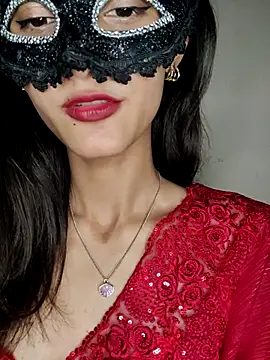 Hottie hania online show from February 2026 05:30:01 PM