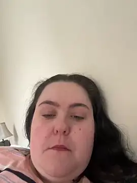 Snapshot of Maya_29x chatting on March 2026 04:11:02 PM Maya 29x online show from March 2026 04:11:02 PM