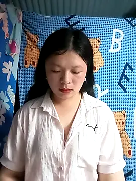 lisa-bae00 online show from May 2026 01:06:01 PM