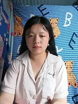lisa-bae00 online show from May 2026 01:29:02 PM