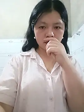 lisa-bae00 online show from May 2026 12:32:02 PM