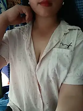lisa-bae00 online show from May 2026 05:37:02 AM