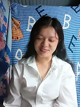 lisa-bae00 online show from June 2026 01:39:02 PM