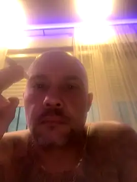 gitanoMad online show from November 2025 10:34:02 PM