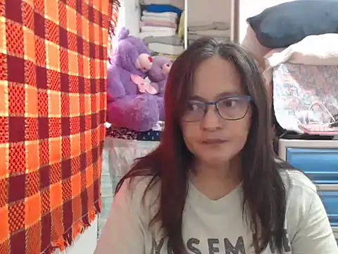 Kinkybela2025 online show from November 2025 12:32:01 AM