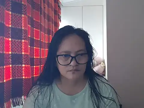 Kinkybela2025 online show from April 2026 12:39:01 AM