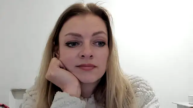 Salionne online show from March 2026 06:14:02 PM