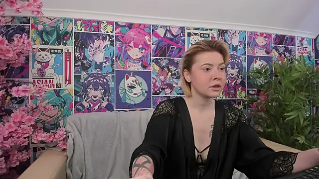 LaylaCookies online show from October 2025 06:03:02 AM