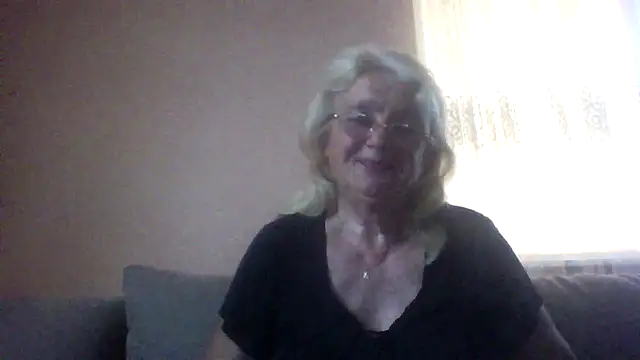AmyLove353 online show from July 2026 03:12:02 AM