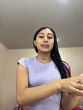 Snapshot of Violeet-Smith chatting on October 2025 02:07:02 PM Violeet-Smith online show from October 2025 02:07:02 PM