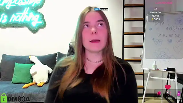 MiraaBloom online show from November 2025 02:29:02 PM