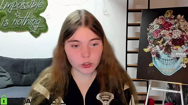 Snapshot of MiraaBloom chatting on March 2026 02:42:01 PM MiraaBloom online show from March 2026 02:42:01 PM