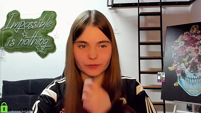 Snapshot of MiraaBloom chatting on March 2026 02:53:01 PM MiraaBloom online show from March 2026 02:53:01 PM