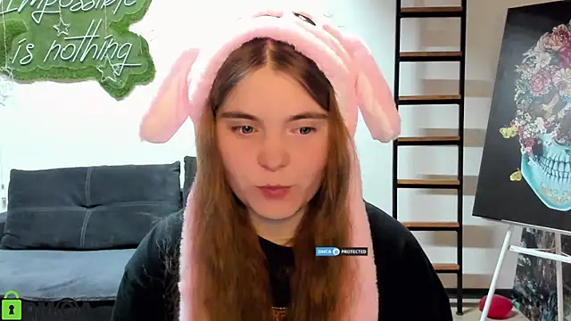 Snapshot of MiraaBloom chatting on March 2026 02:33:01 PM MiraaBloom online show from March 2026 02:33:01 PM