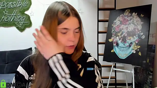 Snapshot of MiraaBloom chatting on April 2026 01:52:02 PM MiraaBloom online show from April 2026 01:52:02 PM