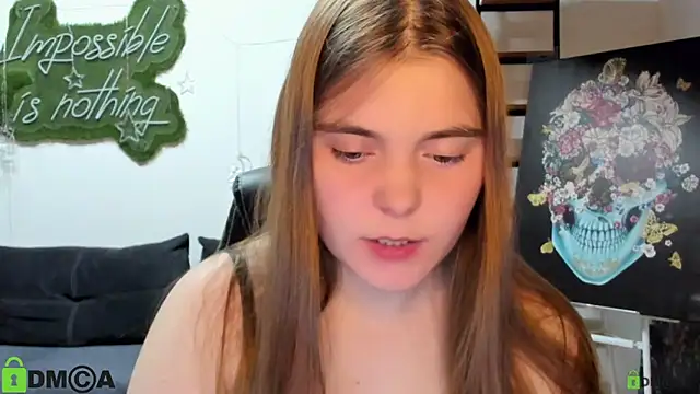 Snapshot of MiraaBloom chatting on April 2026 01:41:02 PM MiraaBloom online show from April 2026 01:41:02 PM