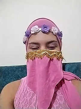 caroline peed online show from October 2025 12:19:02 PM