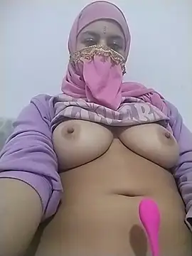 caroline peed online show from November 2025 05:57:02 PM