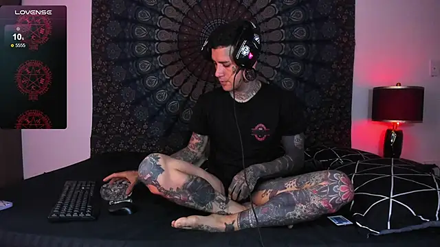 cleoo jhonny online show from January 2026 05:13:02 AM