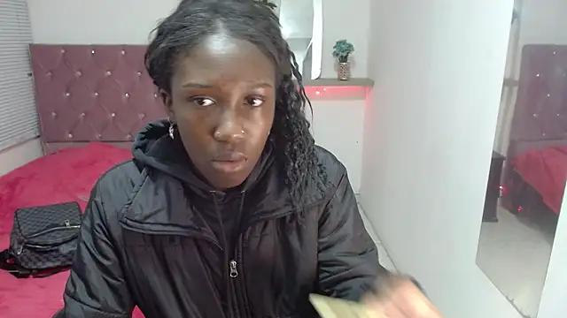 emyfuckhard online show from October 2025 12:12:02 PM