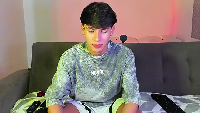 Snapshot of Will_starr chatting on November 2025 09:03:02 PM Will starr online show from November 2025 09:03:02 PM